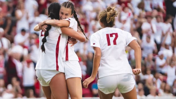Razorbacks celebrating win over Alabama to stay perfect in SEC this year